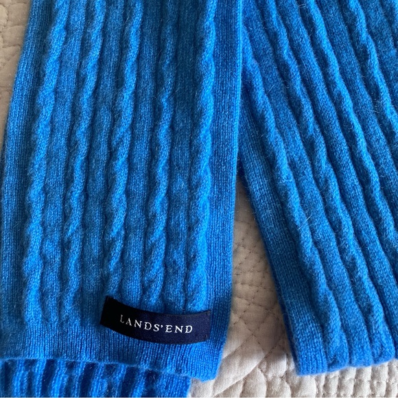 Like New Lands End sky blue cashmere cable knit scarf - Picture 6 of 10